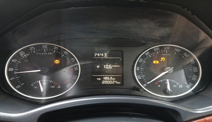 2010 Skoda Laura AMBIENTE 1.9 TDI MT, Diesel, Manual, 2,00,024 km, interior