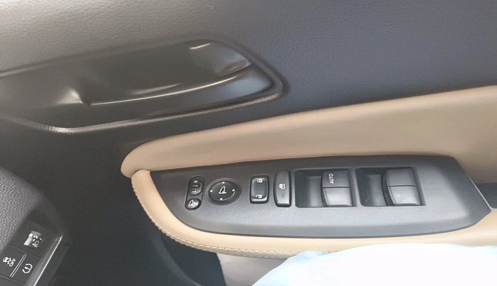 2022 Honda City 1.5L I-VTEC V CVT 5TH GEN, Petrol, Automatic, 26,024 km, interior