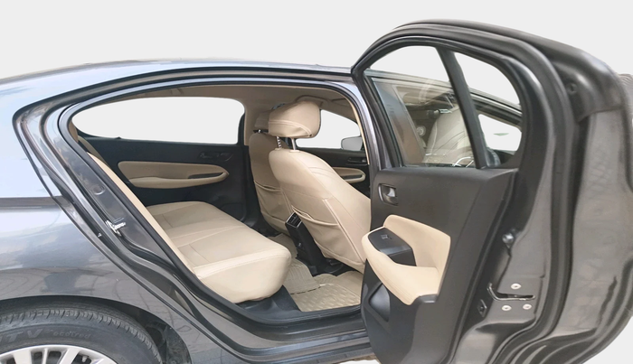 2022 Honda City 1.5L I-VTEC V CVT 5TH GEN, Petrol, Automatic, 26,024 km, interior