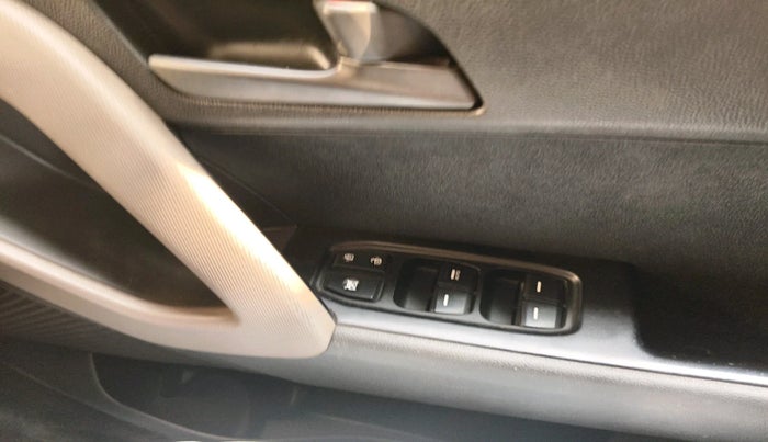 2017 Hyundai Creta SX PLUS AT 1.6 PETROL, Petrol, Automatic, 65,902 km, interior