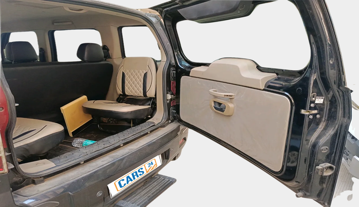 2024 Mahindra BOLERO NEO N 8, Diesel, Manual, 17,596 km, exterior