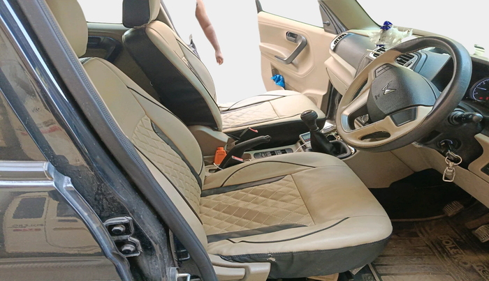 2024 Mahindra BOLERO NEO N 8, Diesel, Manual, 17,596 km, interior