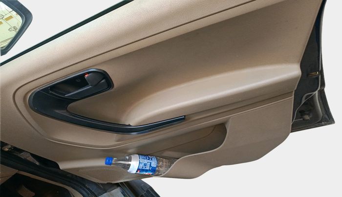 2024 Mahindra BOLERO NEO N 8, Diesel, Manual, 17,596 km, interior