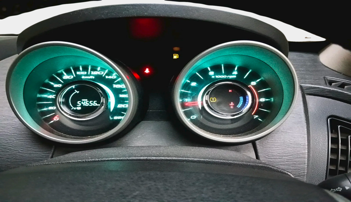 2016 Mahindra XUV500 W10, Diesel, Manual, 54,656 km, interior