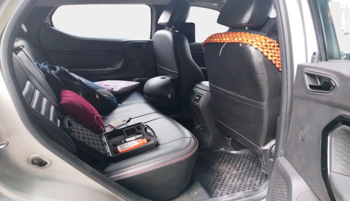 2022 Renault Kiger RXZ AMT DUAL TONE, Petrol, Automatic, 29,374 km, interior