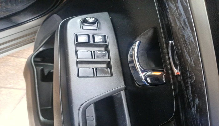 2021 Maruti XL6 ZETA AT, Petrol, Automatic, 18,573 km, interior