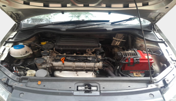 2010 Volkswagen Vento HIGHLINE 1.6 MPI, Petrol, Manual, 99,539 km, exterior
