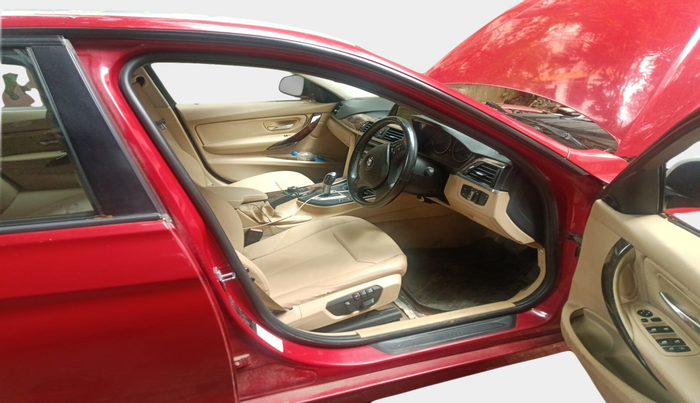 2013 BMW 3 Series 320d, Diesel, Automatic, 82,535 km, interior