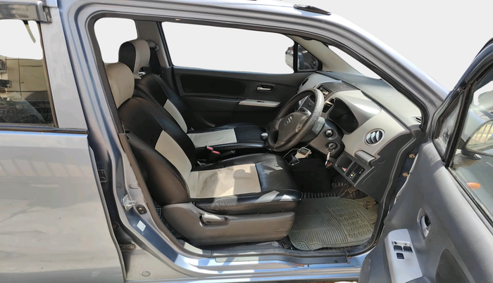 2010 Maruti Wagon R 1.0 LXI CNG, Petrol, Manual, 75,523 km, interior