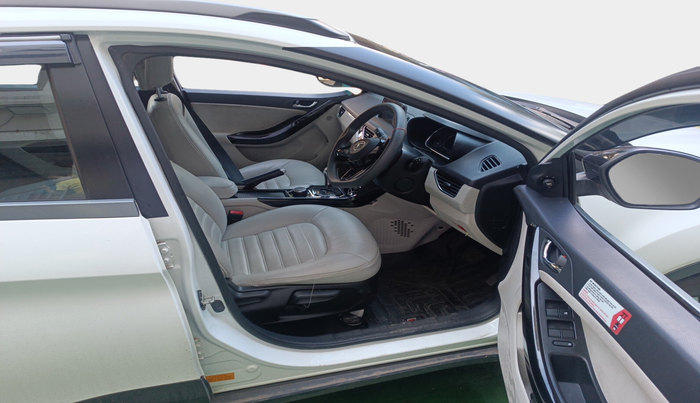 2021 Tata NEXON XZA PLUS PETROL, Petrol, Automatic, 22,000 km, interior