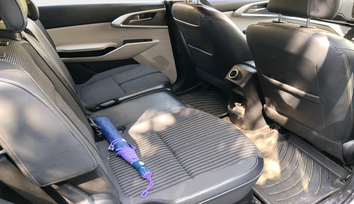 2023 KIA CARENS PRESTIGE 1.5 PETROL 7 STR, Petrol, Manual, 9,281 km, interior