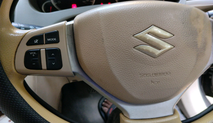 2013 Maruti Ertiga ZDI, Diesel, Manual, 94,885 km, interior