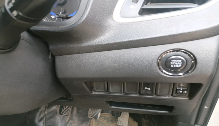 2016 Maruti Baleno ZETA PETROL 1.2, Petrol, Manual, 1,14,243 km, interior