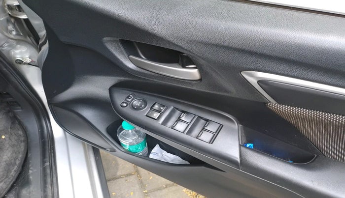 2018 Honda WR-V 1.2L I-VTEC VX MT, Petrol, Manual, 1,32,294 km, interior