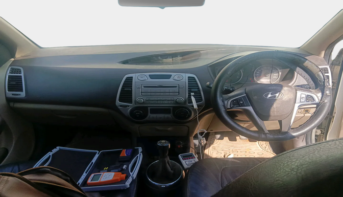 2010 Hyundai i20 ASTA 1.2, Petrol, Manual, 1,18,623 km, interior