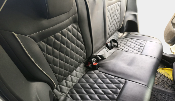 2023 Tata ALTROZ XZ + SUNROOF, Petrol, Manual, 11,497 km, interior