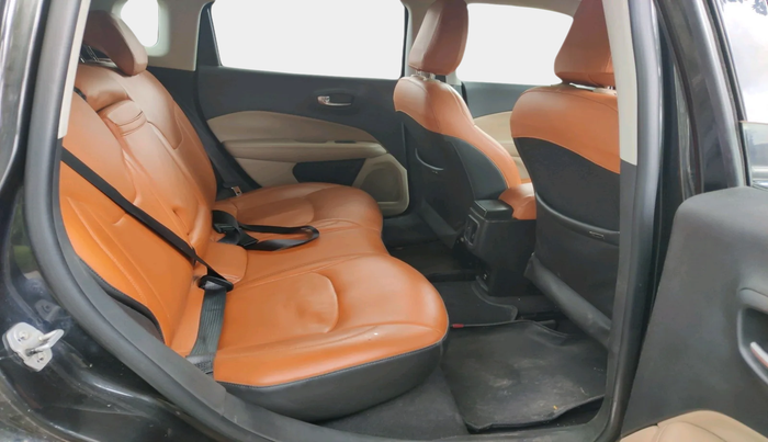 2017 Jeep Compass LONGITUDE (O) 2.0 DIESEL, Diesel, Manual, 1,25,798 km, interior