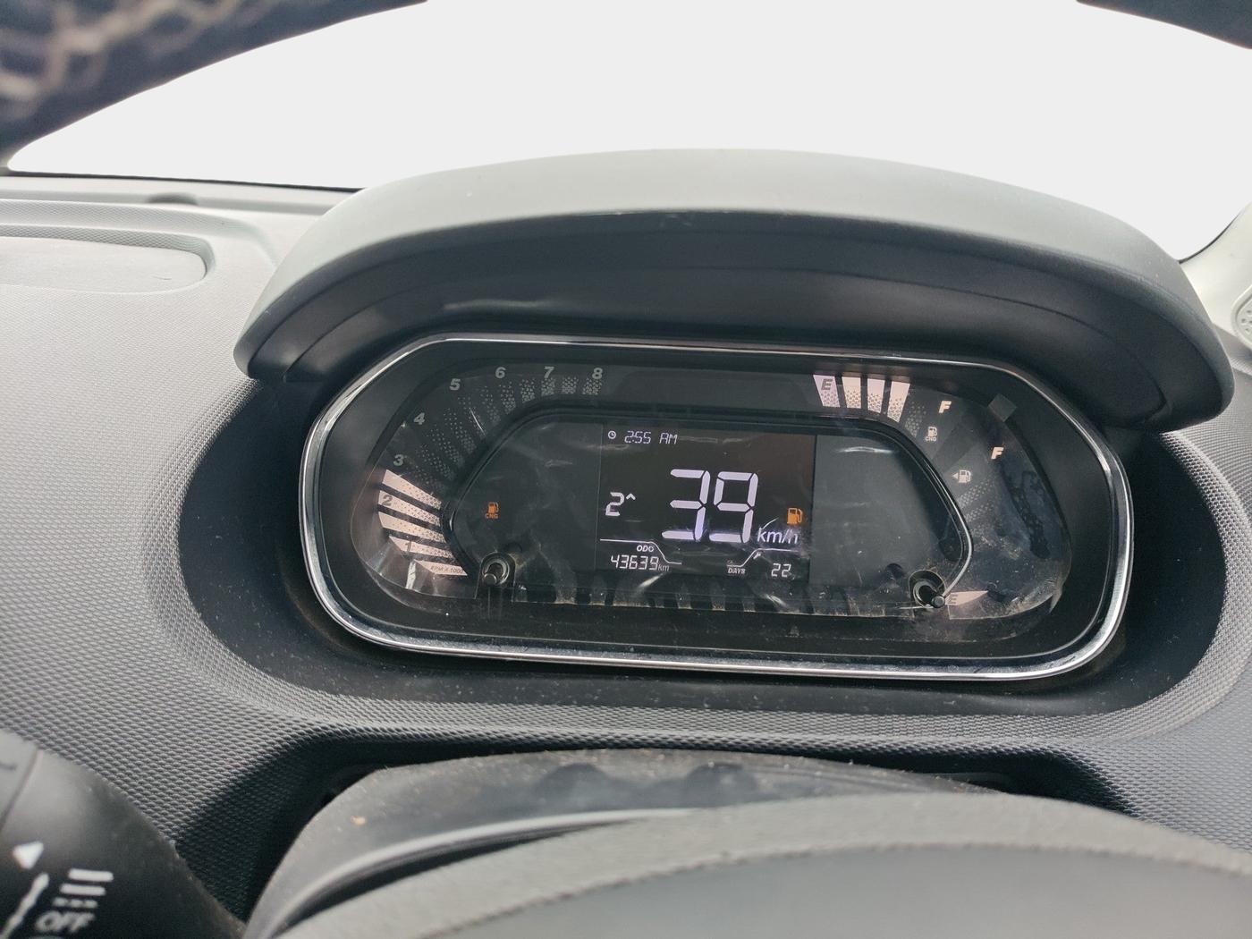 2022 Tata Tiago XT CNG, Petrol, Manual, 4,32,000 km, interior