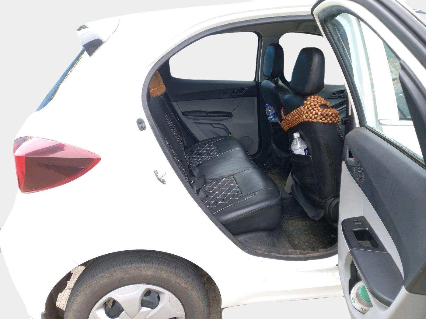 2022 Tata Tiago XT CNG, Petrol, Manual, 4,32,000 km, interior