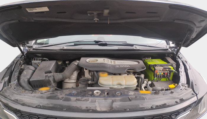 2017 Tata Hexa XTA 4X2 7 STR, Diesel, Automatic, 89,089 km, exterior