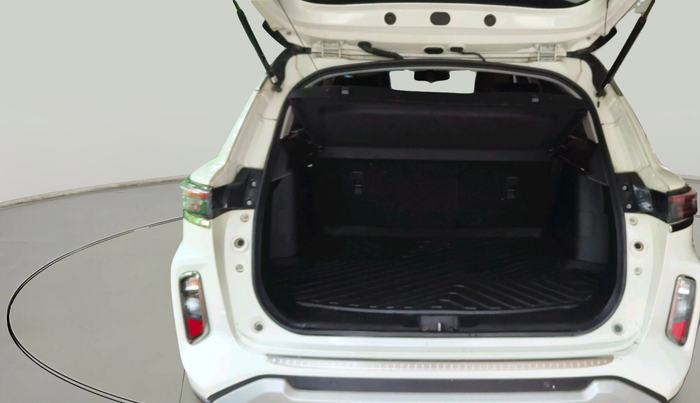 2023 Maruti Grand Vitara ALPHA SMART HYBRID AT DUAL TONE, Petrol, Automatic, 17,605 km, exterior