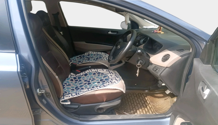 2016 Hyundai Xcent S 1.2, Petrol, Manual, 35,739 km, interior