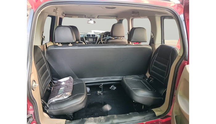 2016 Mahindra TUV300 T8 AMT, Diesel, Automatic, 76,227 km, interior