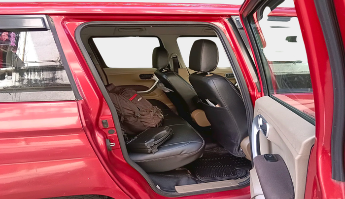 2016 Mahindra TUV300 T8 AMT, Diesel, Automatic, 76,227 km, interior