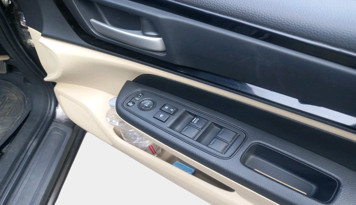 2018 Honda Amaze 1.2L I-VTEC S, Petrol, Manual, 30,386 km, interior