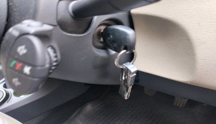 2012 Renault Duster 110 PS RXL DIESEL, Diesel, Manual, 1,11,352 km, interior