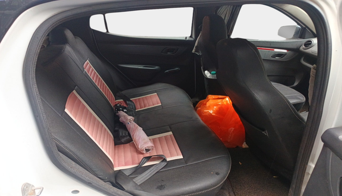 2016 Renault Kwid RXT 0.8, Petrol, Manual, 37,555 km, interior