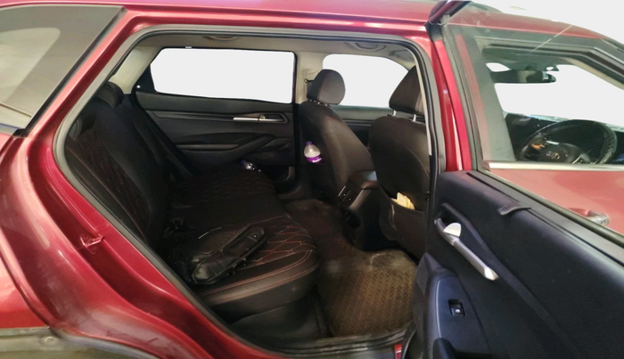 2020 KIA SELTOS HTK PLUS AT 1.5 DIESEL, Diesel, Automatic, 1,37,179 km, interior