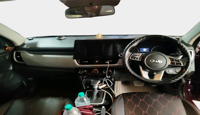 2020 KIA SELTOS HTK PLUS AT 1.5 DIESEL, Diesel, Automatic, 1,37,179 km, interior