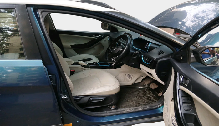 2021 Tata NEXON EV XZ PLUS LUX, Electric, Automatic, 1,00,242 km, interior