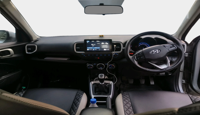 2019 Hyundai VENUE SX 1.0 TURBO, Petrol, Manual, 1,18,693 km, interior