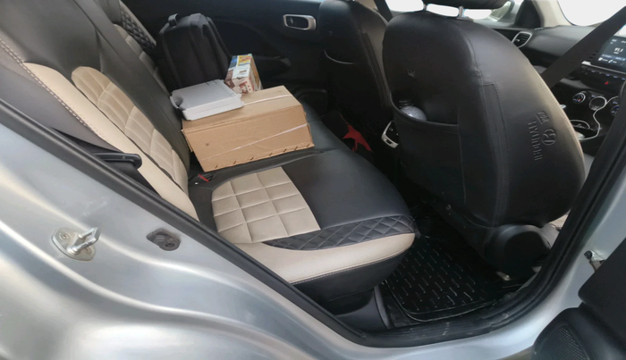 2019 Hyundai VENUE SX 1.0 TURBO, Petrol, Manual, 1,18,693 km, interior