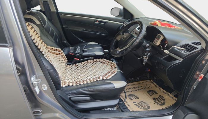2014 Maruti Swift VXI, Petrol, Manual, 17,151 km, interior