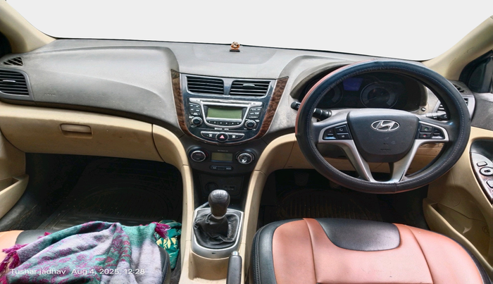 2011 Hyundai Verna FLUIDIC 1.6 VTVT SX, Petrol, Manual, 82,169 km, interior