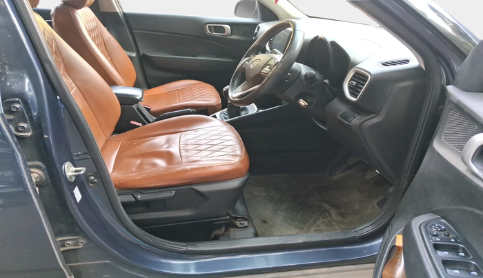 2020 Hyundai VENUE SX 1.0 TURBO IMT, Petrol, Manual, 1,38,405 km, interior