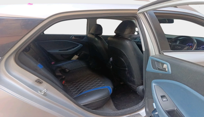 2016 Hyundai i20 Active 1.2 SX, Petrol, Manual, 30,014 km, interior