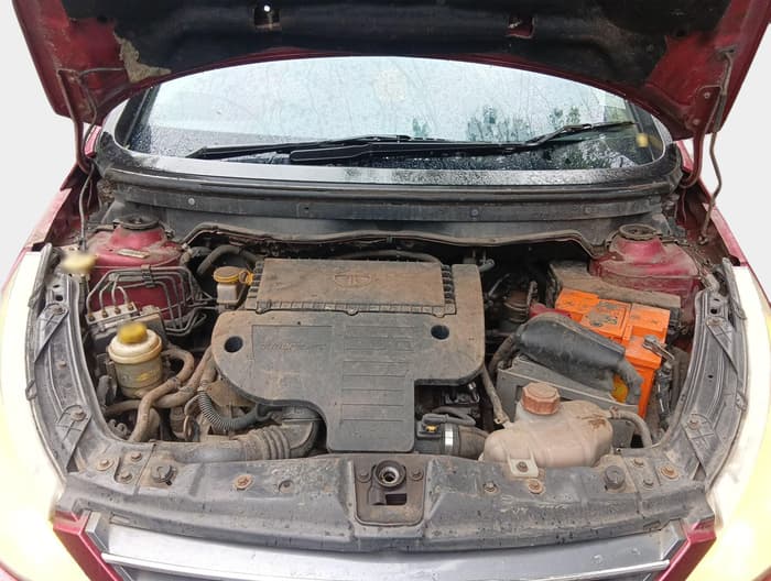 2011 Tata Indica Vista VX QUADRAJET, Diesel, Manual, 63,850 km, exterior
