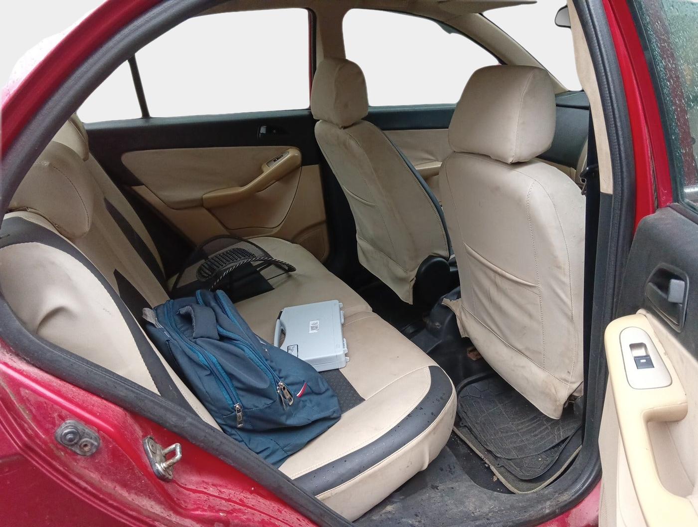 2011 Tata Indica Vista VX QUADRAJET, Diesel, Manual, 63,850 km, interior