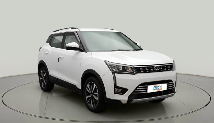 2021 Mahindra XUV300 W8 (O) 1.2 PETROL AMT, Petrol, Automatic, 14,016 km, exterior