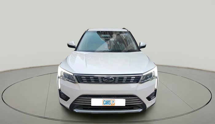 2021 Mahindra XUV300 W8 (O) 1.2 PETROL AMT, Petrol, Automatic, 14,016 km, exterior