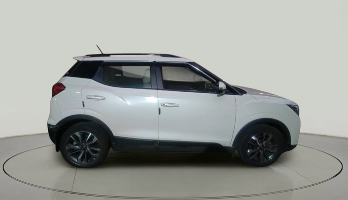 2021 Mahindra XUV300 W8 (O) 1.2 PETROL AMT, Petrol, Automatic, 14,016 km, exterior