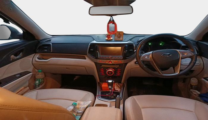 2021 Mahindra XUV300 W8 (O) 1.2 PETROL AMT, Petrol, Automatic, 14,016 km, interior