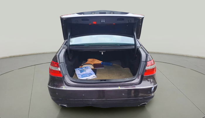 2012 Mercedes Benz E Class E 350 CDI ELEGANCE, Diesel, Automatic, 1,60,131 km, exterior