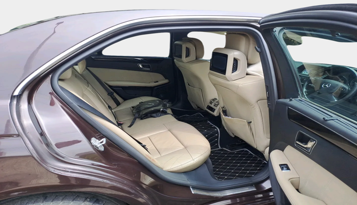 2012 Mercedes Benz E Class E 350 CDI ELEGANCE, Diesel, Automatic, 1,60,131 km, interior