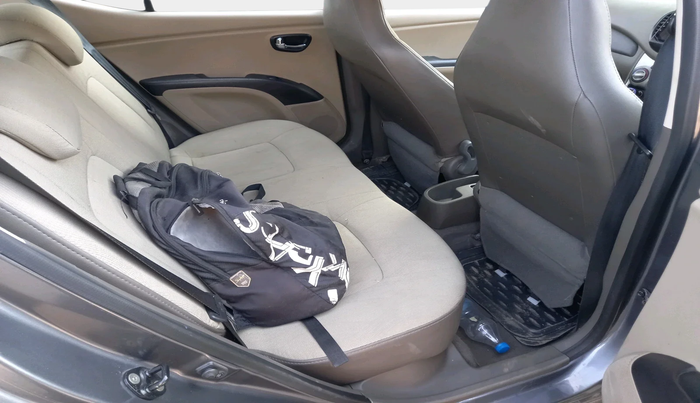 2013 Hyundai i10 SPORTZ 1.2, Petrol, Manual, 86,375 km, interior