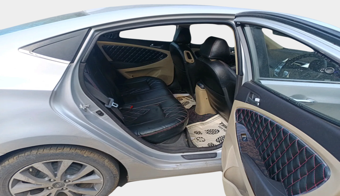 2016 Hyundai Verna 1.6 VTVT SX, Petrol, Manual, 72,006 km, interior